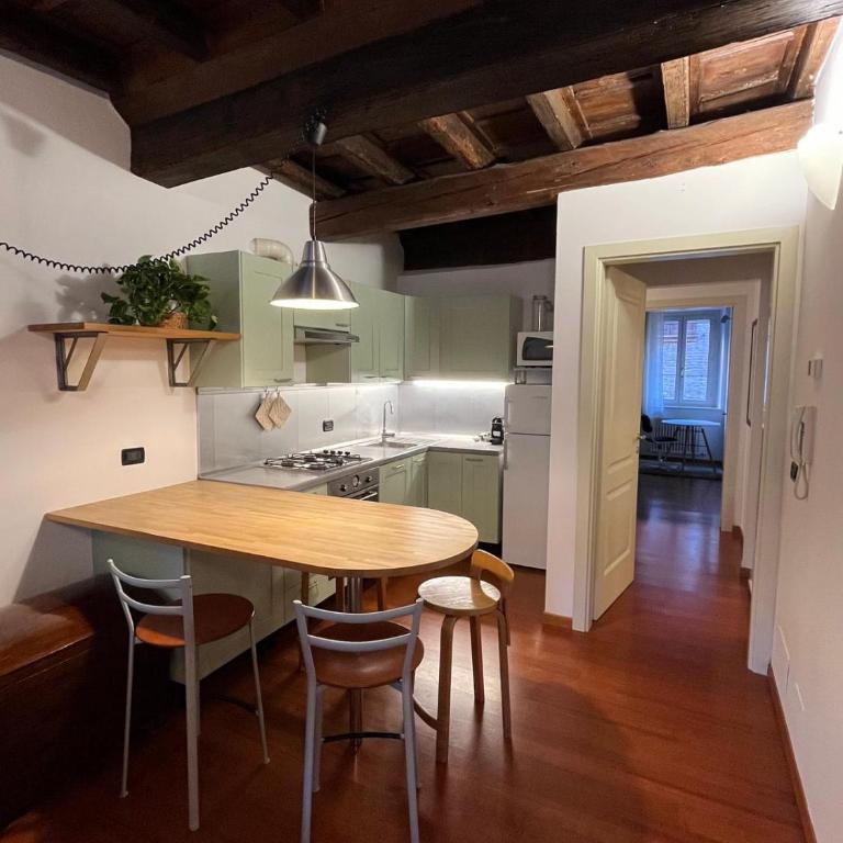 CasadiFina - Appartamento con 2 Camere da Letto - 1
