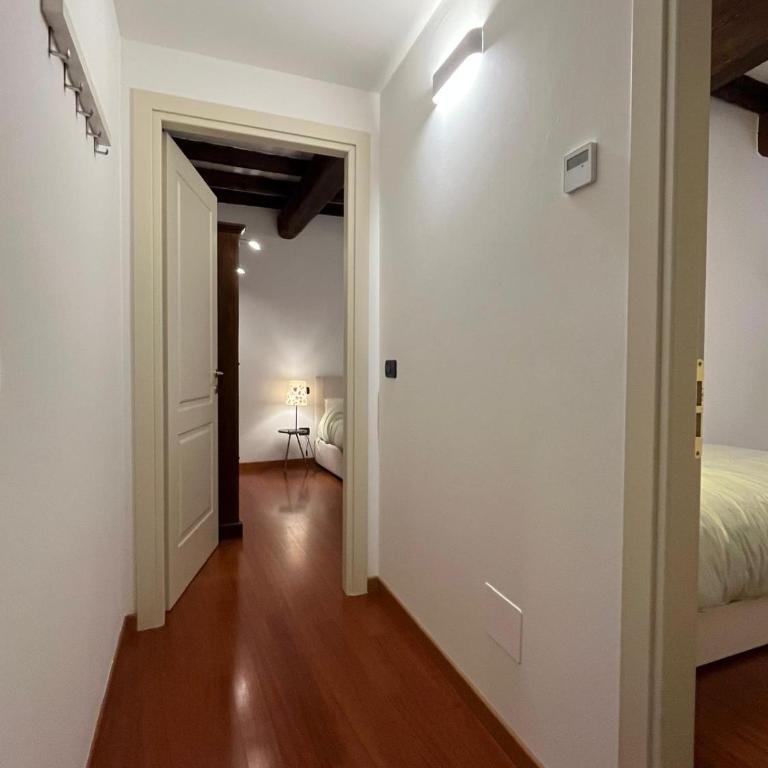 CasadiFina - Appartamento con 2 Camere da Letto - 10