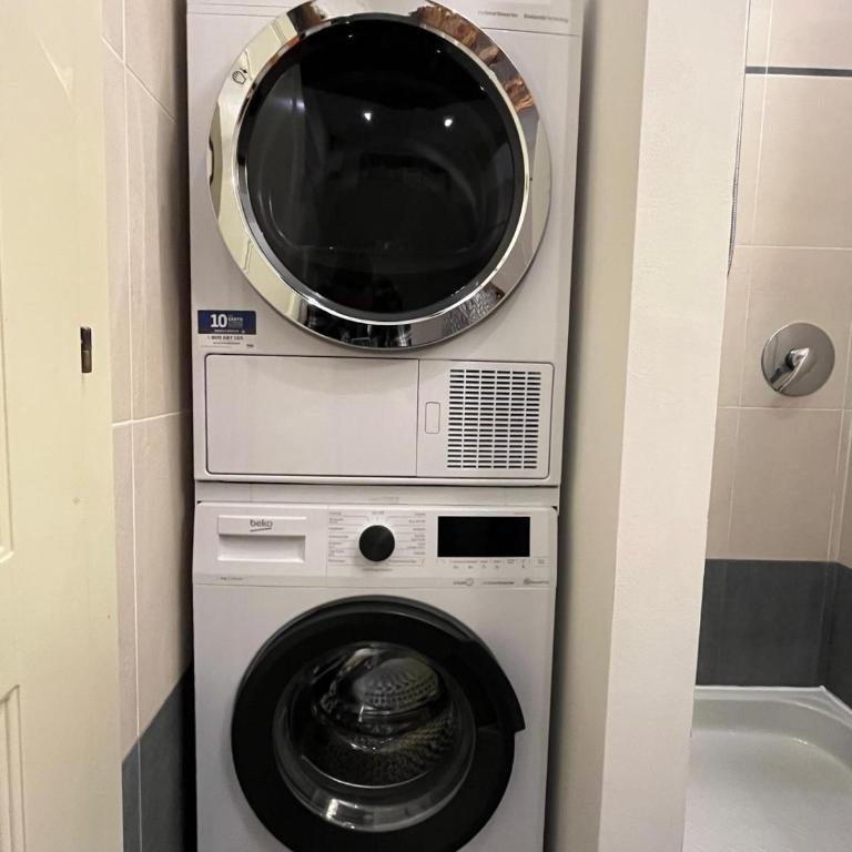 CasadiFina - Appartamento con 2 Camere da Letto - 13
