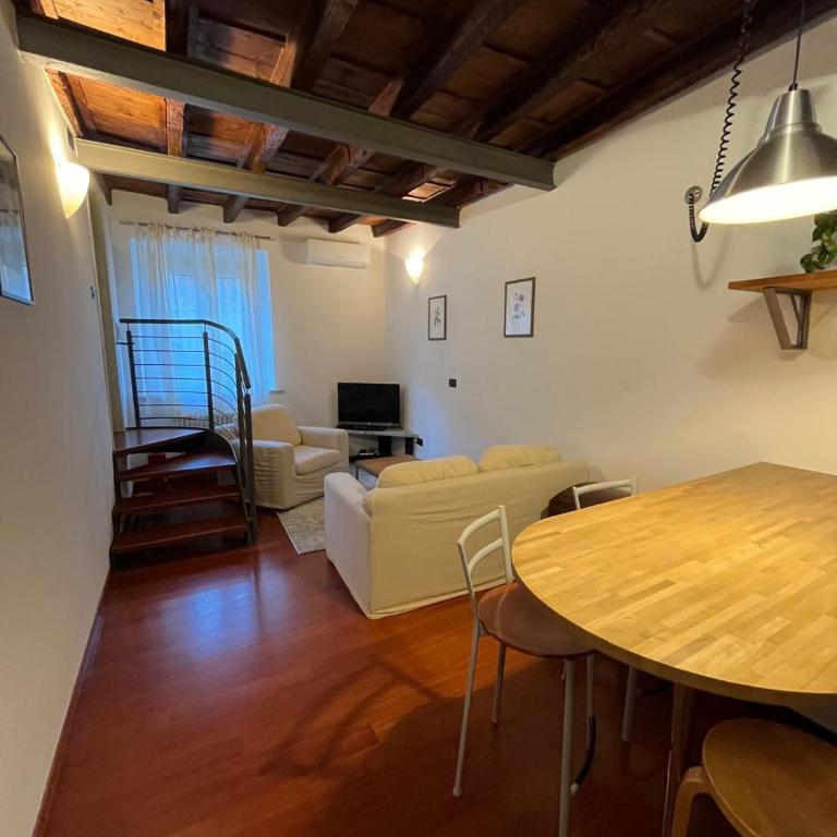 CasadiFina - Appartamento con 2 Camere da Letto - 16