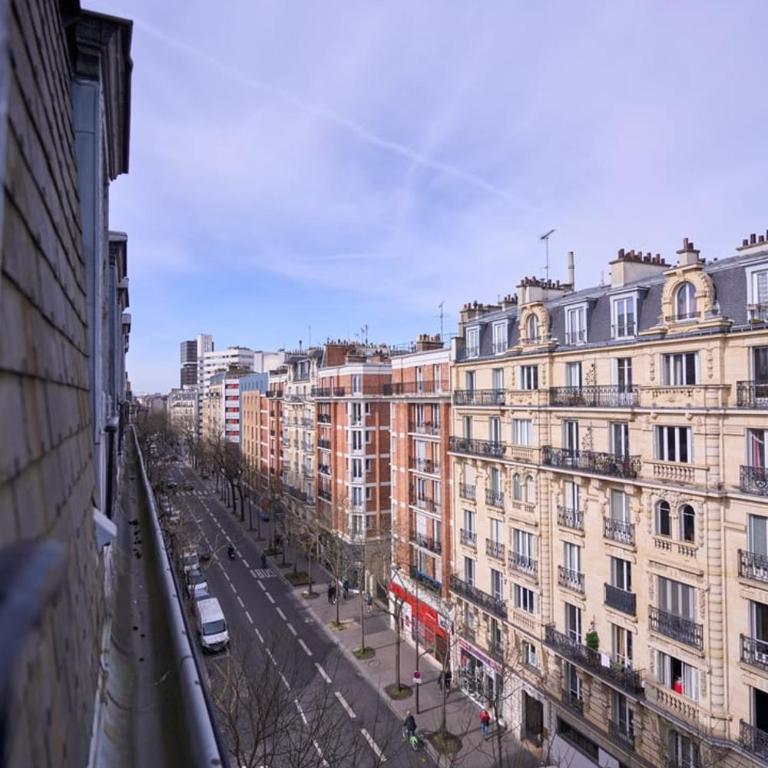 Bright 1BR Parisian Retreat Italy Square | By Airnest - Appartement 1 Chambre - 23
