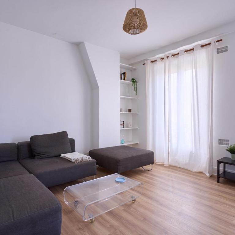 Bright 1BR Parisian Retreat Italy Square | By Airnest - Appartement 1 Chambre - 2