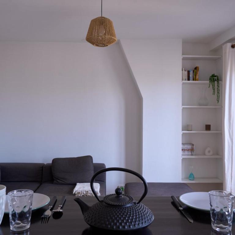 Bright 1BR Parisian Retreat Italy Square | By Airnest - Appartement 1 Chambre - 10