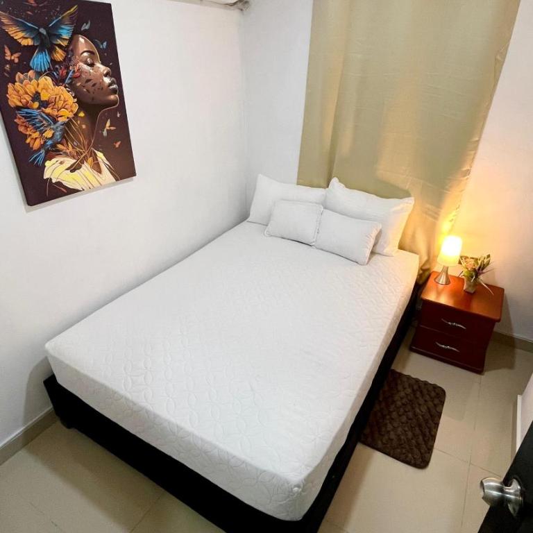 Apartamento a 5 minutos malecón - Apartamento de 2 dormitorios - 2