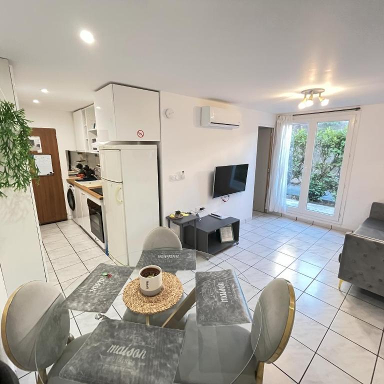 Blue Summer Vibes - Apartment 6 - AC, parking, beach at 50m, SPA discnt - Appartamento con 2 Camere da Letto - 1