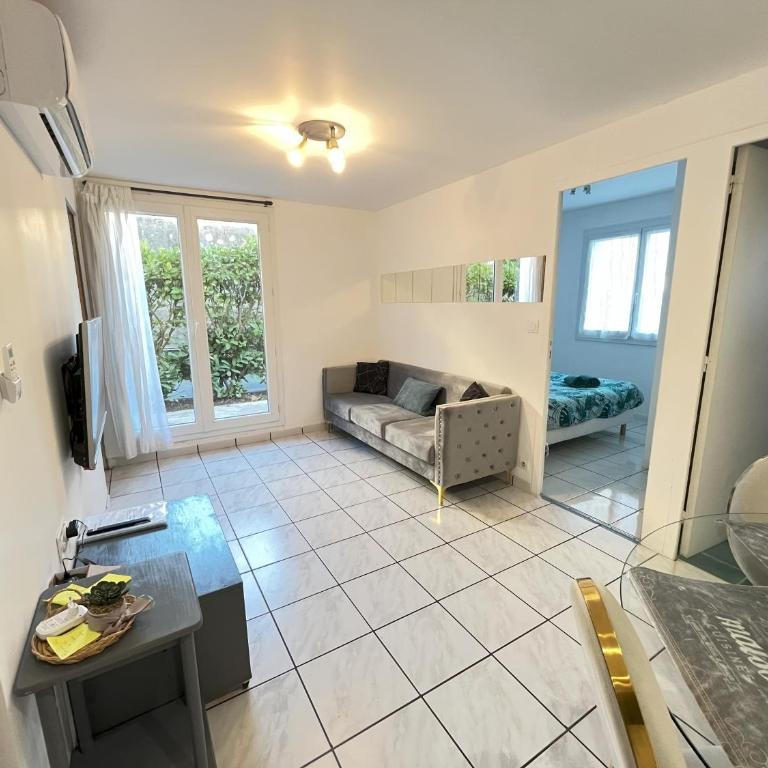 Blue Summer Vibes - Apartment 6 - AC, parking, beach at 50m, SPA discnt - Appartamento con 2 Camere da Letto - 2