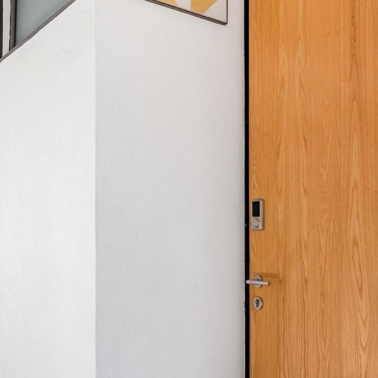 Comfortable and modern in the Amerciana neighborhood Mariachiloft - Three-Bedroom Apartment - 13