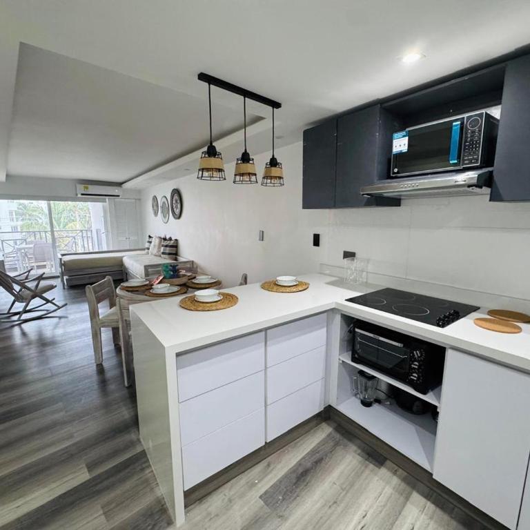 REEF APTOS 1 Cuadra de la playa - Apartamento Deluxe de 1 dormitorio con vistas a la ciudad - 11