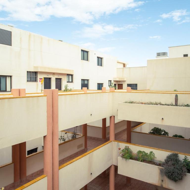 Las Olas - Coastal Escape with Charm & Comfort - Apartamento de 2 dormitorios - 29