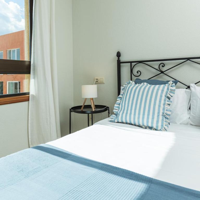Las Olas - Coastal Escape with Charm & Comfort - Apartamento de 2 dormitorios - 16