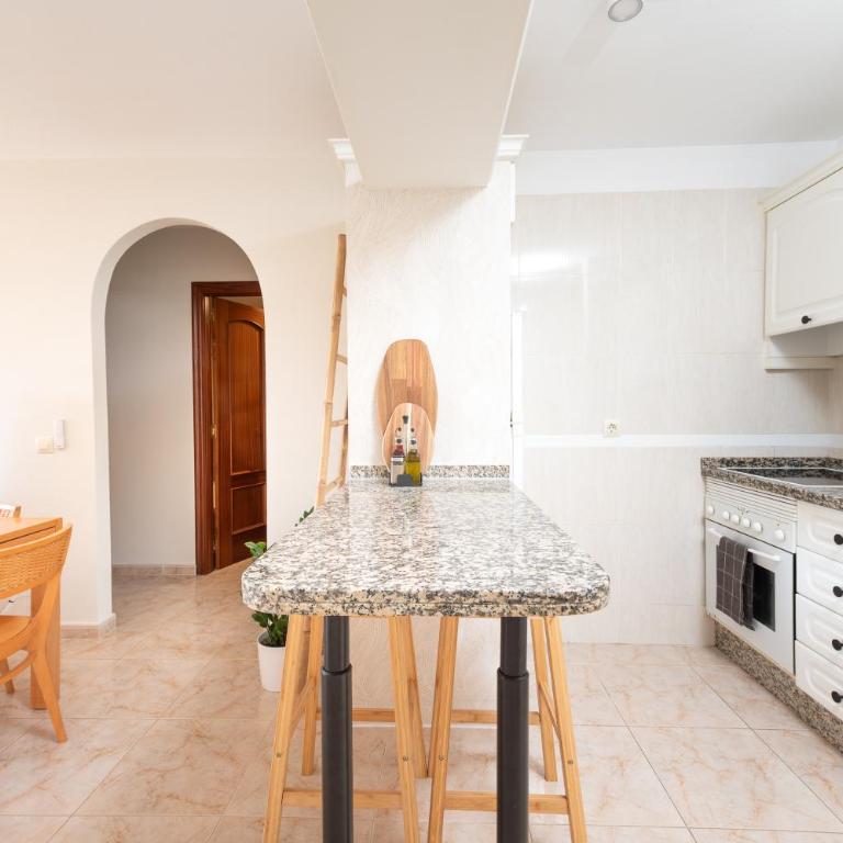 Las Olas - Coastal Escape with Charm & Comfort - Apartamento de 2 dormitorios - 34