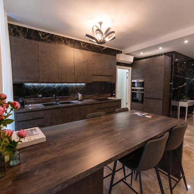 Magic Place Bergamo - Classy Apartment - City Center - Appartamento - 58