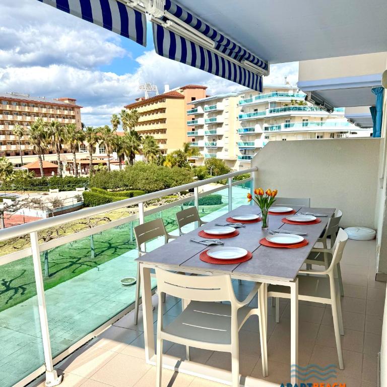 APARTBEACH LOS JUNCOS 2 RESIDENCIAL y JUNTO PLAYA - Apartment with Pool View - 9