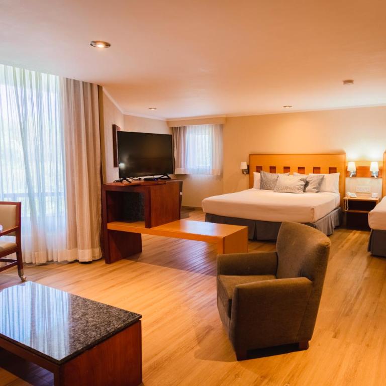 Hotel Mirabel - Junior Suite - 5