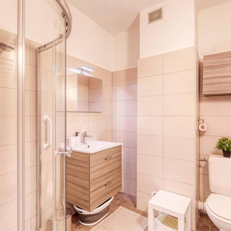 T3 Climatisé avec Parking, Proche Plage - FR-1-816-25 - Appartement - 9