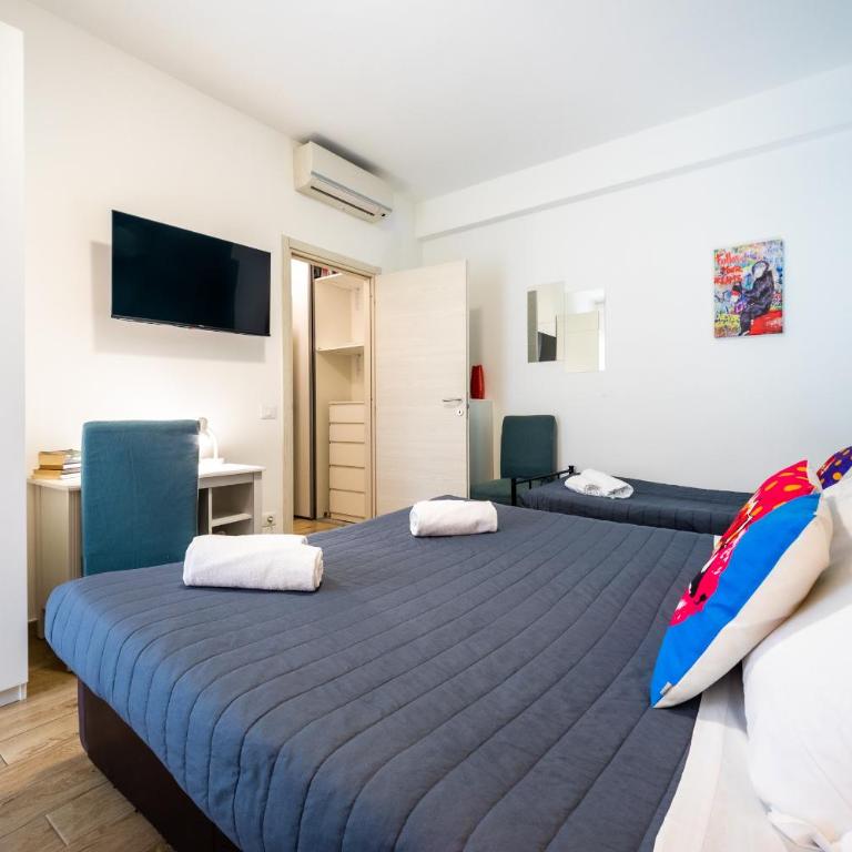 Verona Pop Duplex - Two-Bedroom Apartment with Balcony - 23
