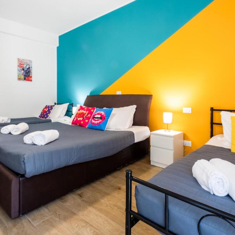 Verona Pop Duplex - Two-Bedroom Apartment with Balcony - 19