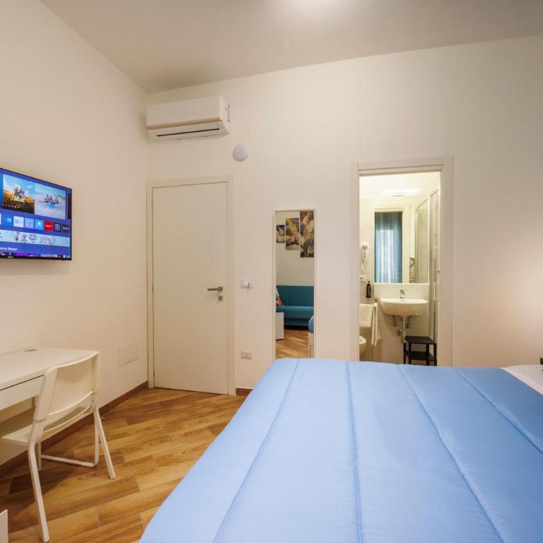 Tony Suites Napoli - Camera Tripla con Balcone - 23