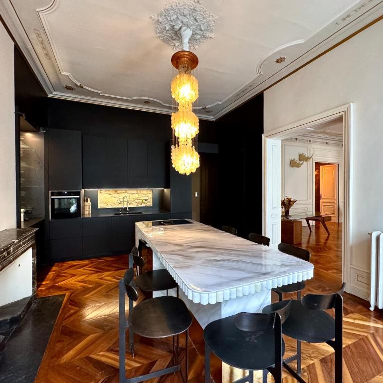 Le Palais de Verdun - 3 CH-6P - 140 m2 - Apartamento de 3 dormitorios - 3