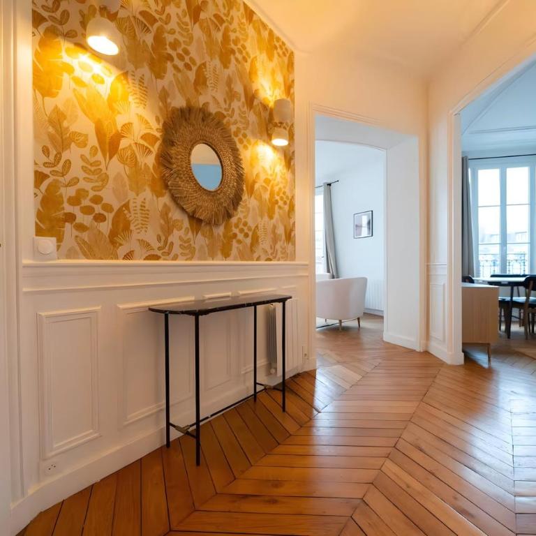 TBS 325 - Superb apartment with Eiffel Tower view - Appartement 2 Chambres - 7
