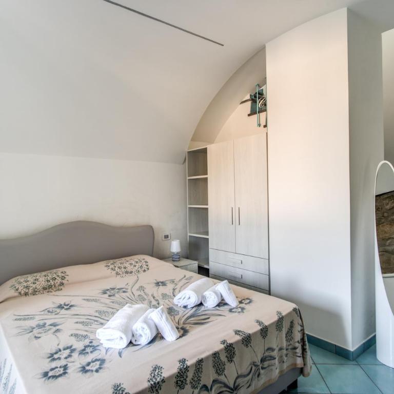 GOCCE VILLAS - Emerald Flat - One-Bedroom Apartment - 17