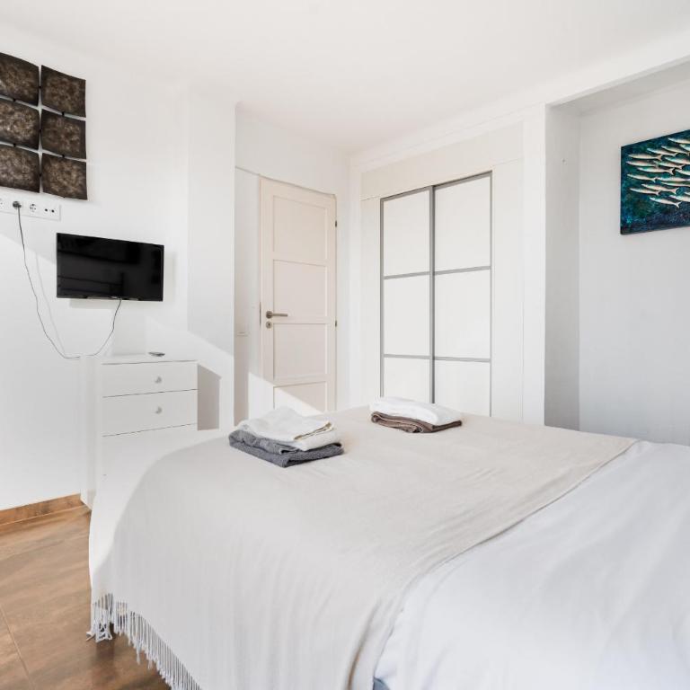 WELCS APARTAMENTO 221 EMP frente al mar - Apartamento con balcón - 6