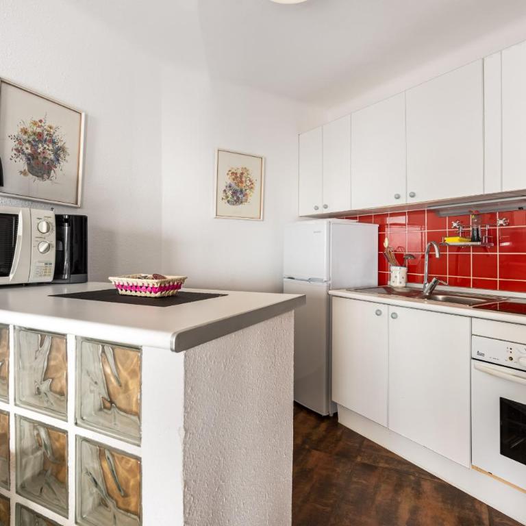 WELCS APARTAMENTO 221 EMP frente al mar - Apartamento con balcón - 20