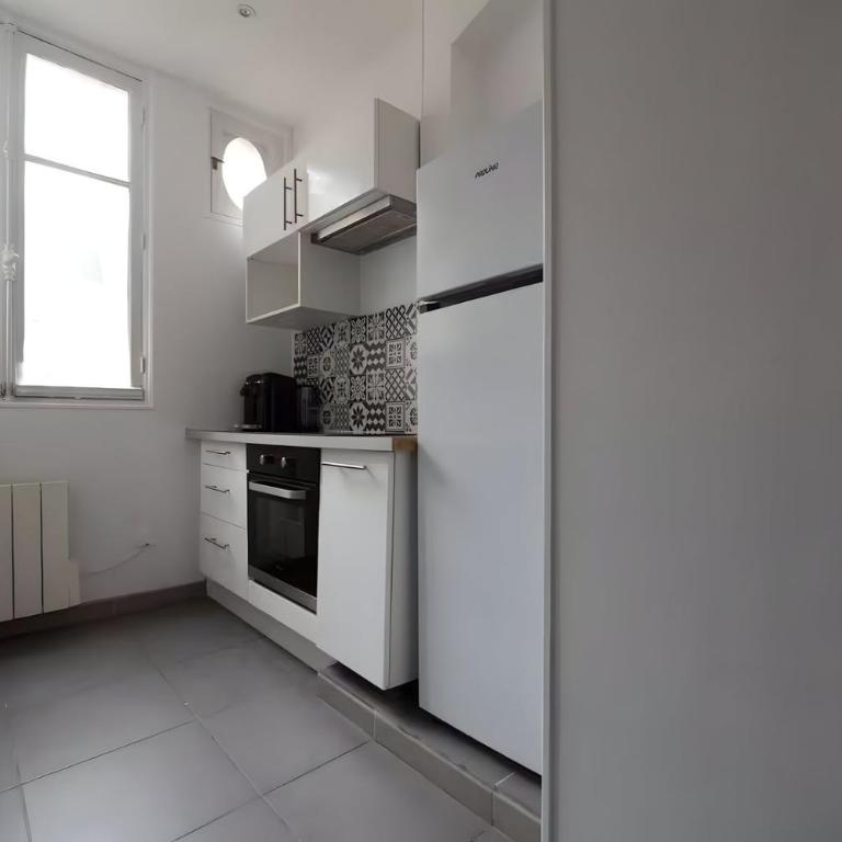 TBS 326 - Superb apartment with Eiffel Tower view - Appartement 2 Chambres - 12