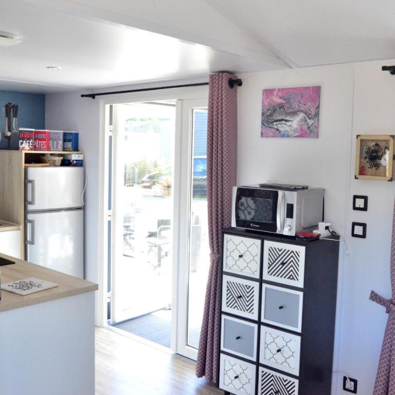Chalet pour 6 à St-Hilaire - Piscine chauffée - Chalet - 3