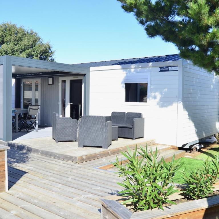 Chalet pour 6 à St-Hilaire - Piscine chauffée - Chalet - 12