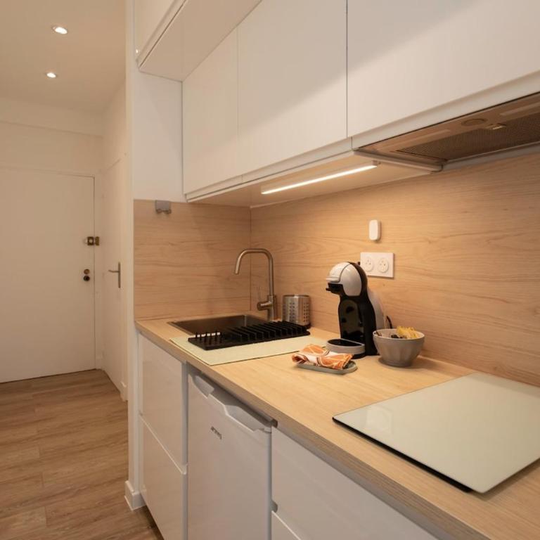 #26 Staywizus - Idealy located flat AC 2mins walk to Sea balcony - Appartement 1 Chambre - 3