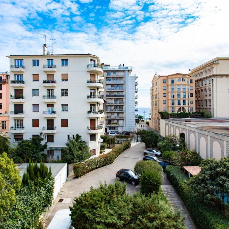 #26 Staywizus - Idealy located flat AC 2mins walk to Sea balcony - Appartement 1 Chambre - 24