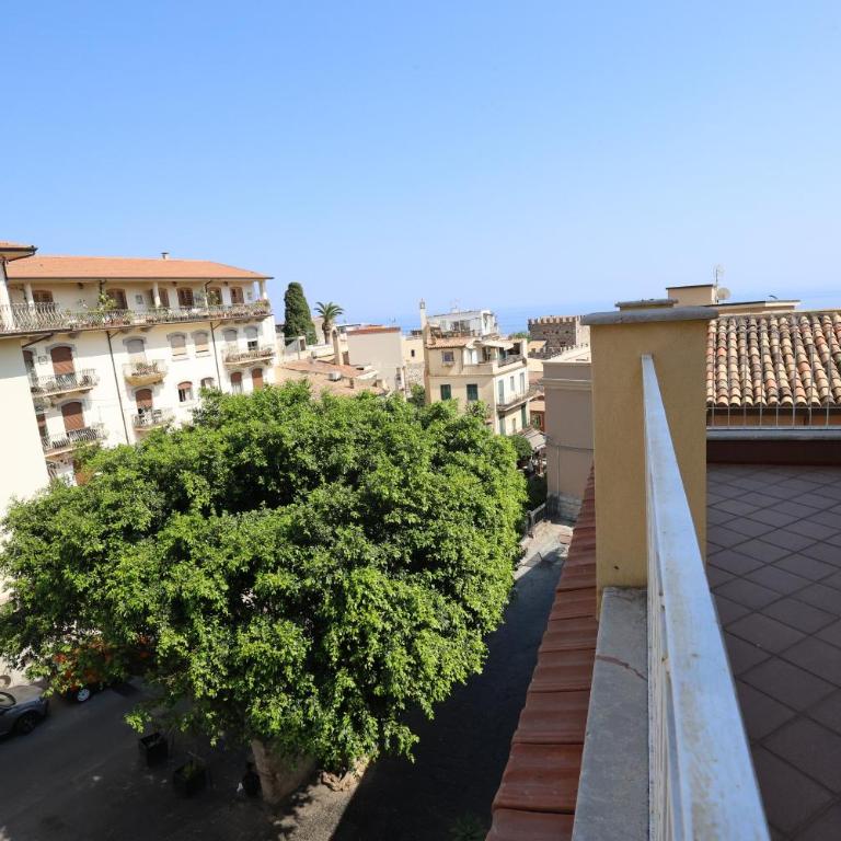 La Dolce Vita - Appartamento con 1 Camera da Letto e Balcone - 10