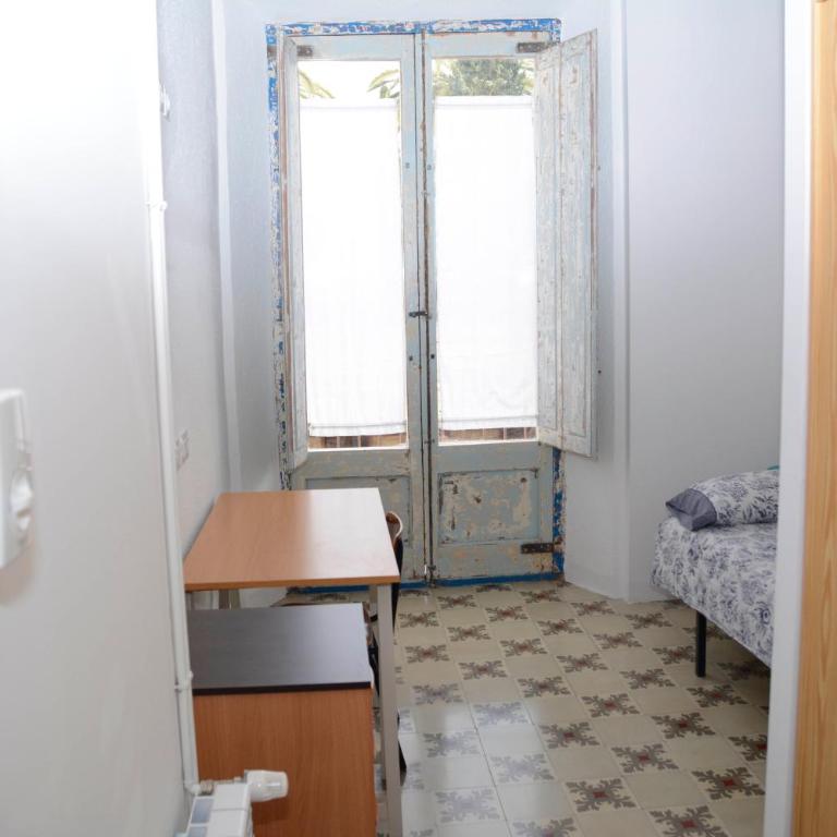 Pigal - Habitación Individual con baño privado externo - 3