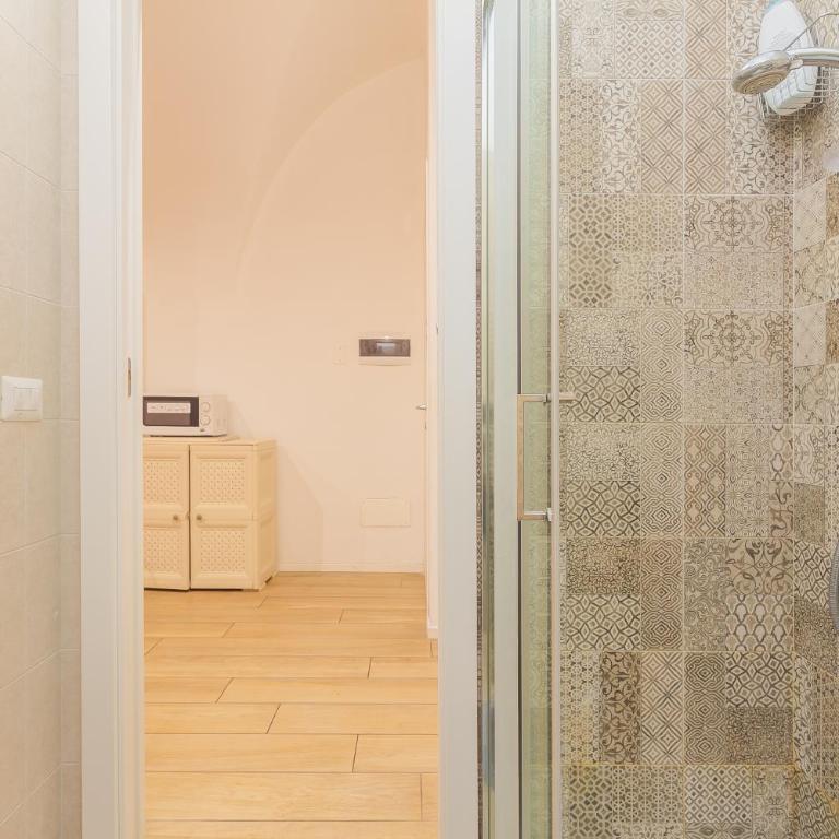 Red Rooms by Wonderful Italy - Camera Matrimoniale Basic - 2