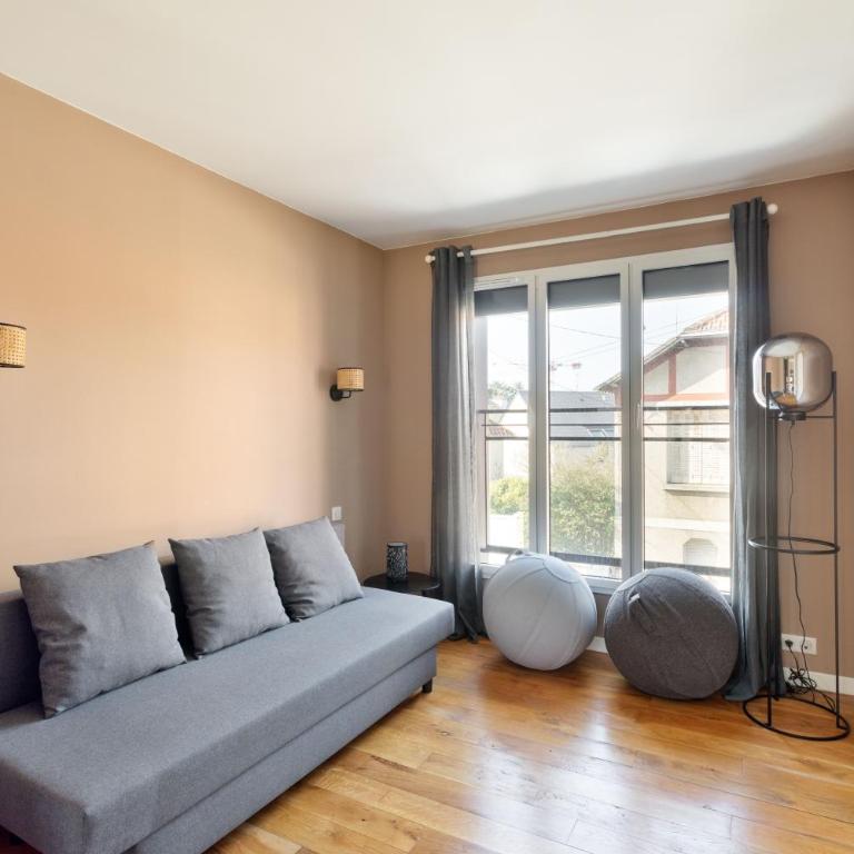 Maison Trégain - Grand Jardin et Terrasse - Three-Bedroom House - 14