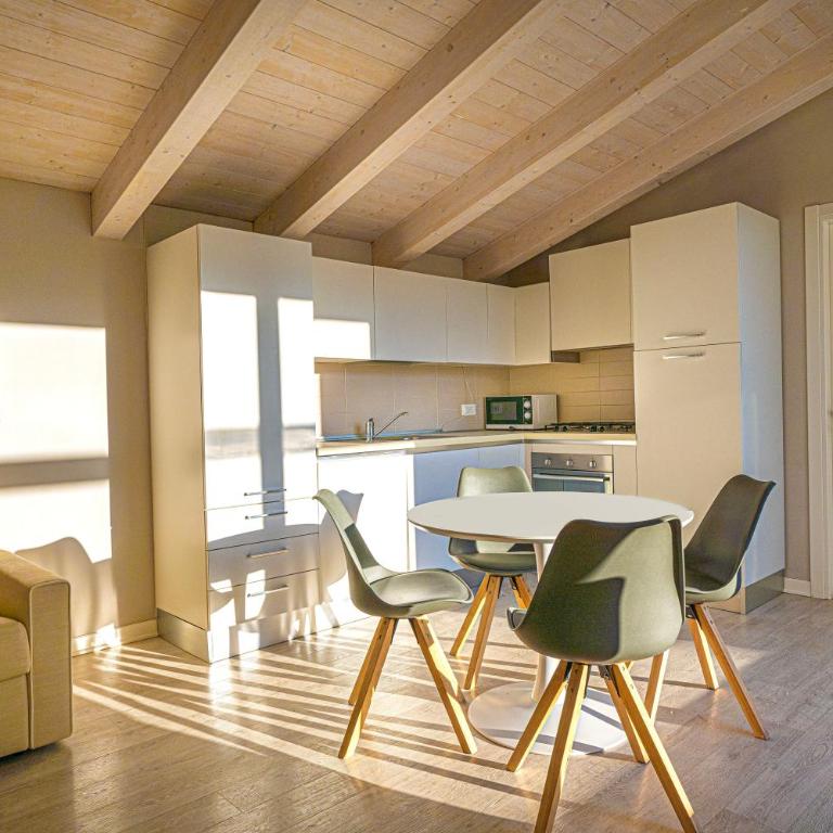 Villa Giulia Family Apartments- LeresidenzediJesolo - Two-Bedroom Deluxe Apartment - 2