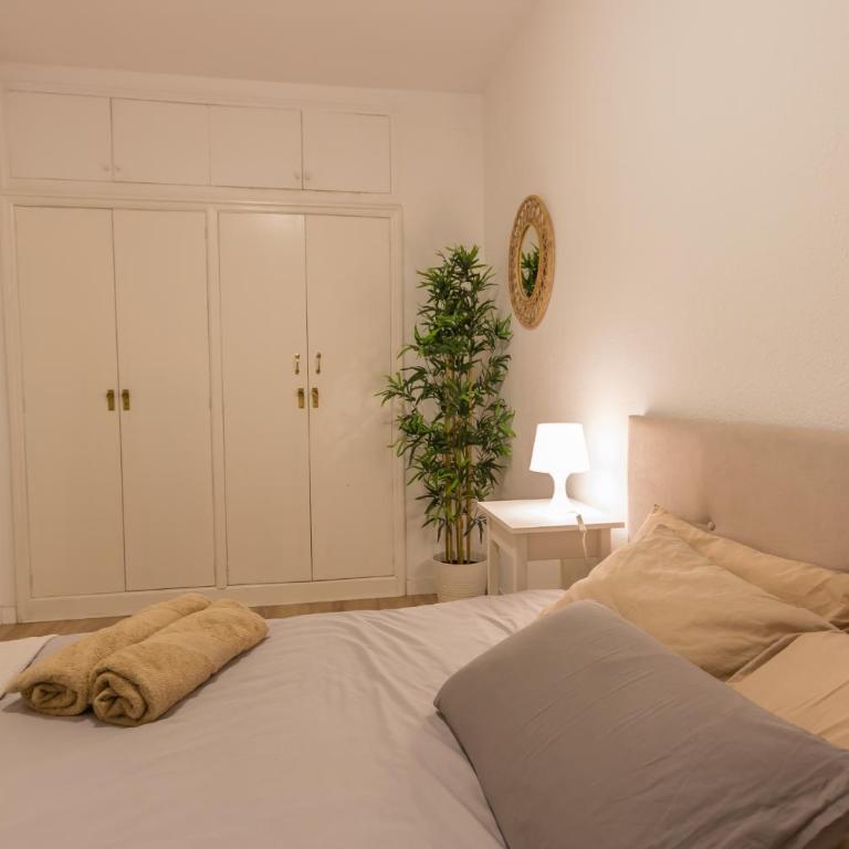 INNOUTHOME Apartamento Eixample Barcelona - Three-Bedroom Apartment - 45