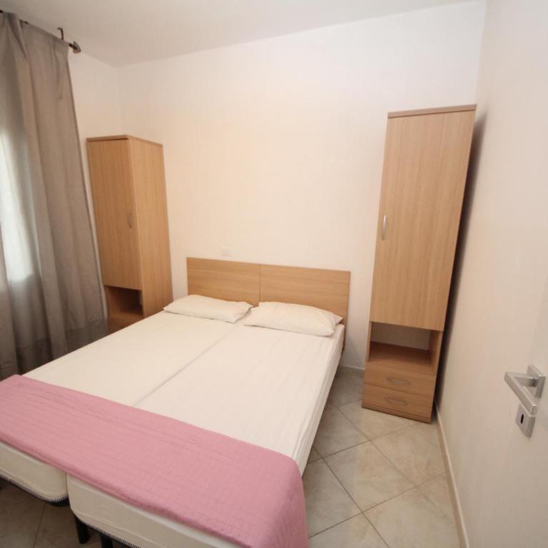 Villa Debby appartamento 01 - Two-Bedroom House - 10