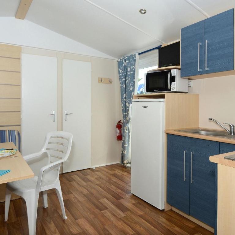 Domaine Résidentiel de Plein Air Odalys La Pinède - Mobile Home (6 Adultes) - 5