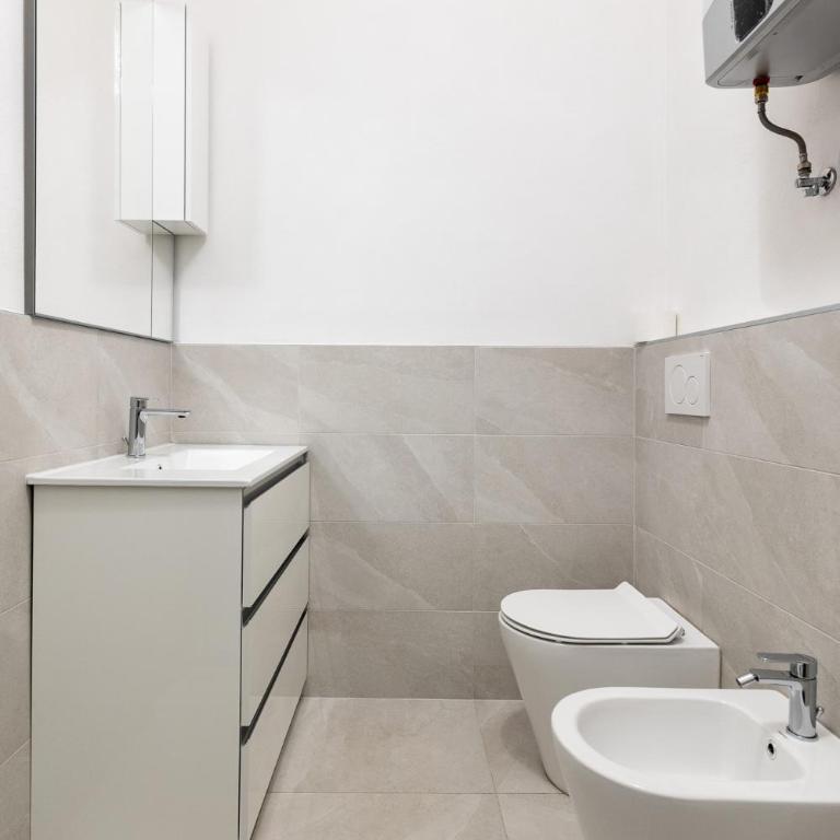 Via del Rondone 1-2 - Appartamento con 1 Camera da Letto - 17