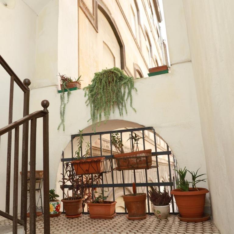 Bernadette Boutique - One-Bedroom Apartment - 18