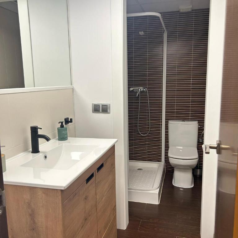 Apartamento parking y piscina incluido - Apartamento de 1 dormitorio - 9