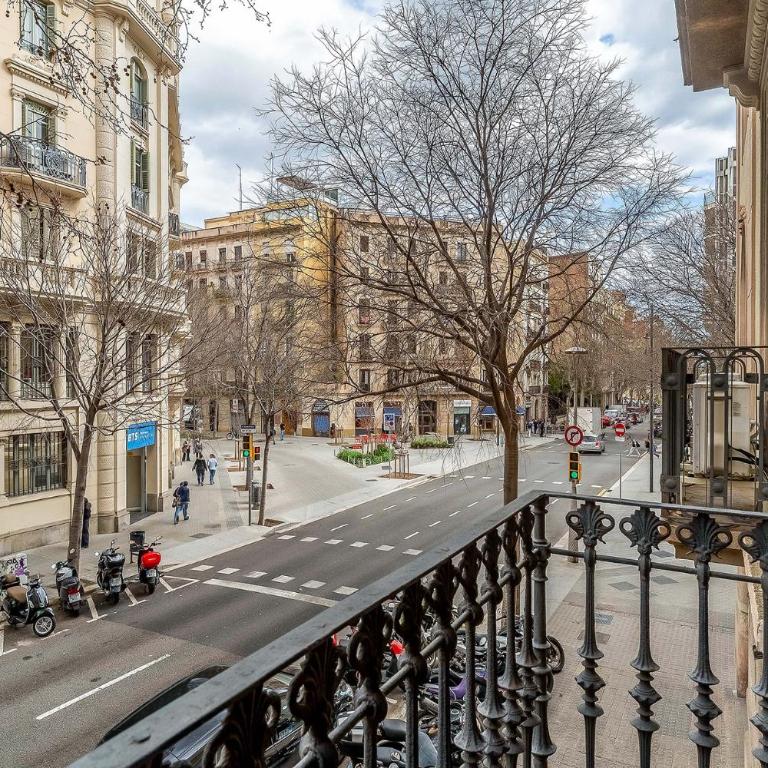 AB Bailen Apartments - Five-Bedroom Apartment with Private Terrace - 4