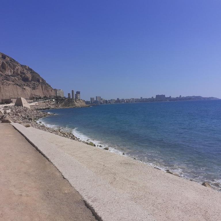 Privileged setting close to Plaza Mar 2 - Apartment - 57
