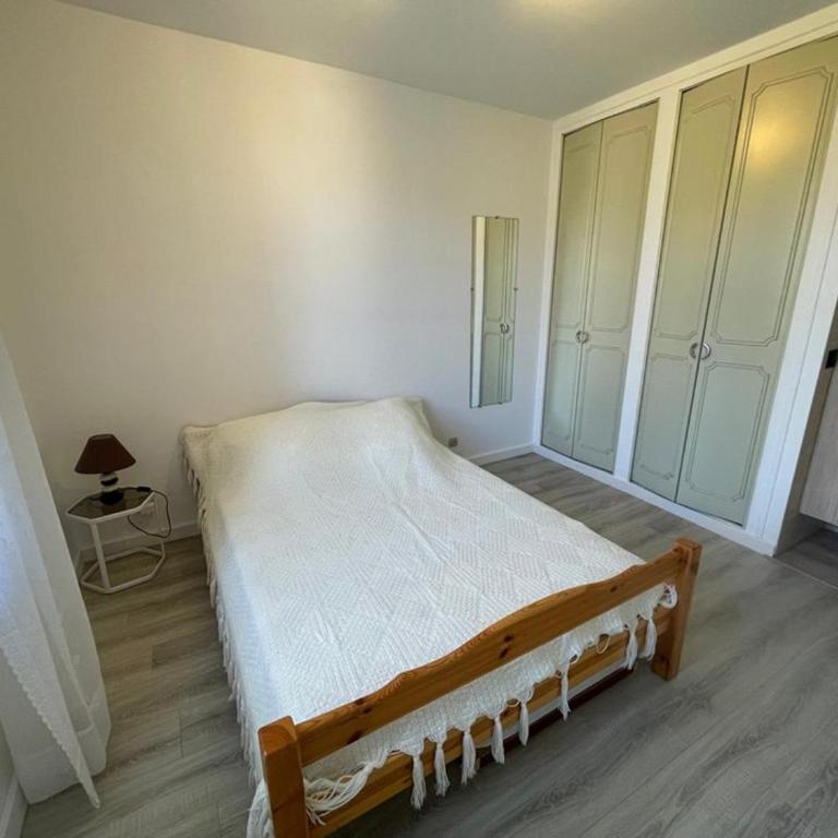 Appartement cosy avec terrasse, jardin et parking à 200m de la plage - FR-1-413-111 - Appartement (4 Adultes) - 4