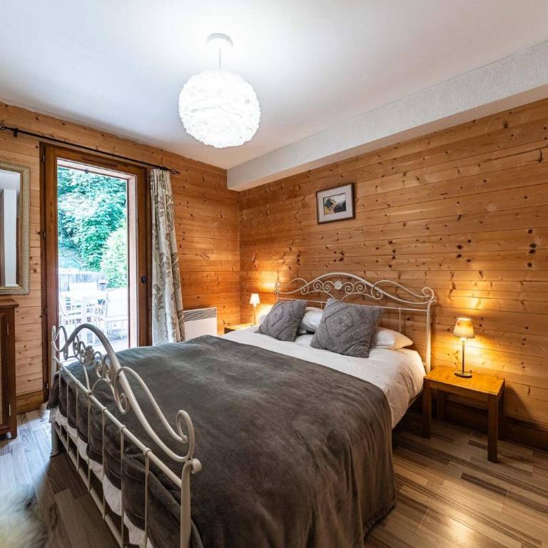 Chalet Abricotine, sleeps 10, Hot tub - Maison de Vacances - 9