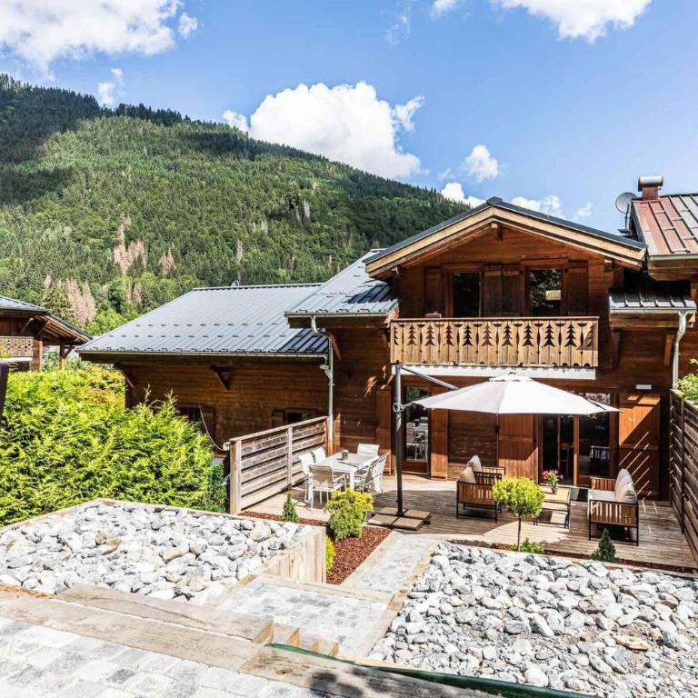 Chalet Abricotine, sleeps 10, Hot tub - Maison de Vacances - 10