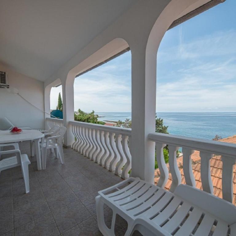 Villa Yovan Seaview - Villa - 12