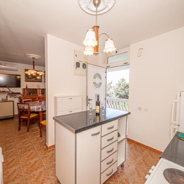 Villa Yovan Seaview - Villa - 14